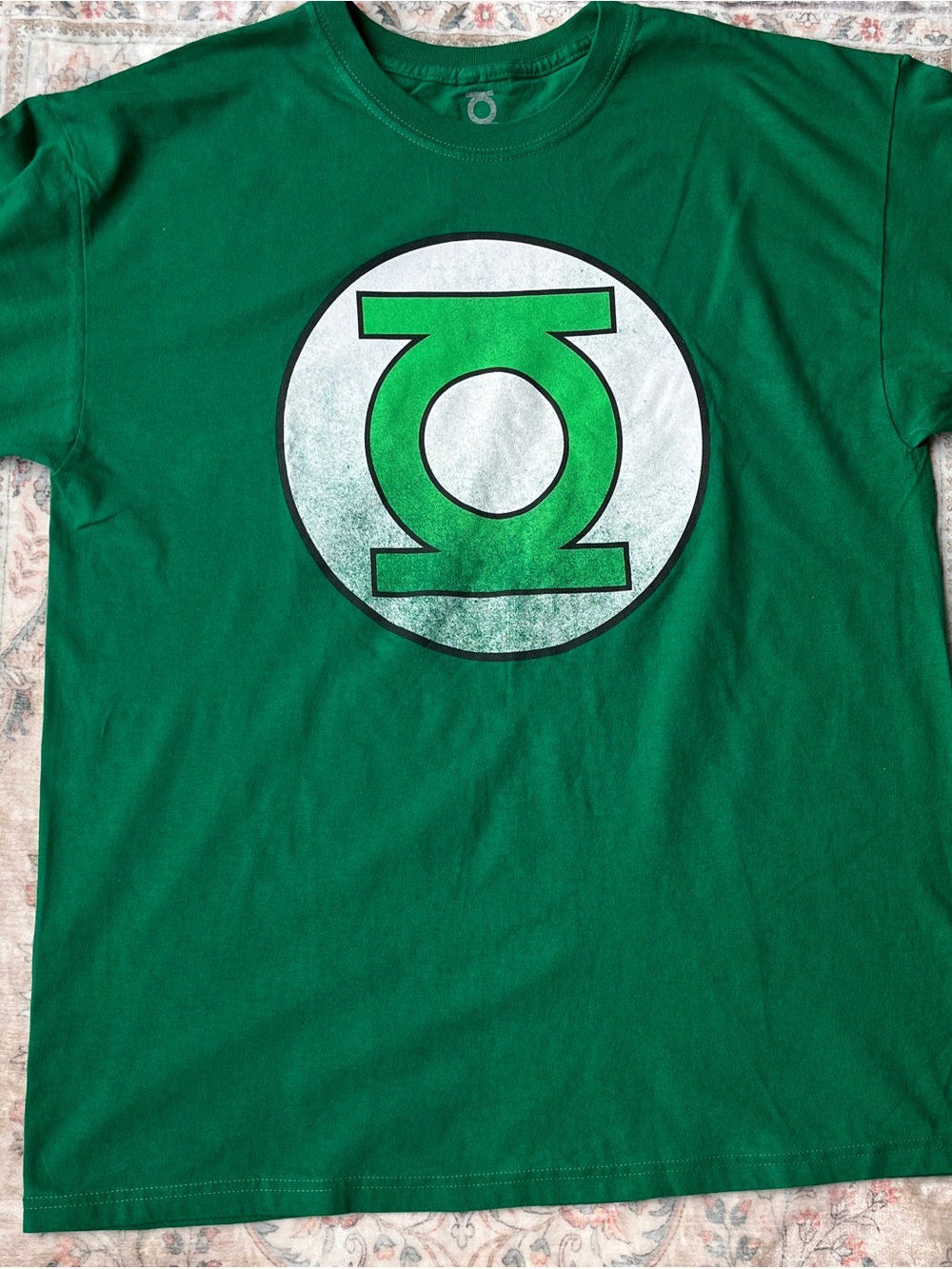DC Comics Superhero Green Lantern Graphic Short-Sleeve Men’s Tee with Emblem